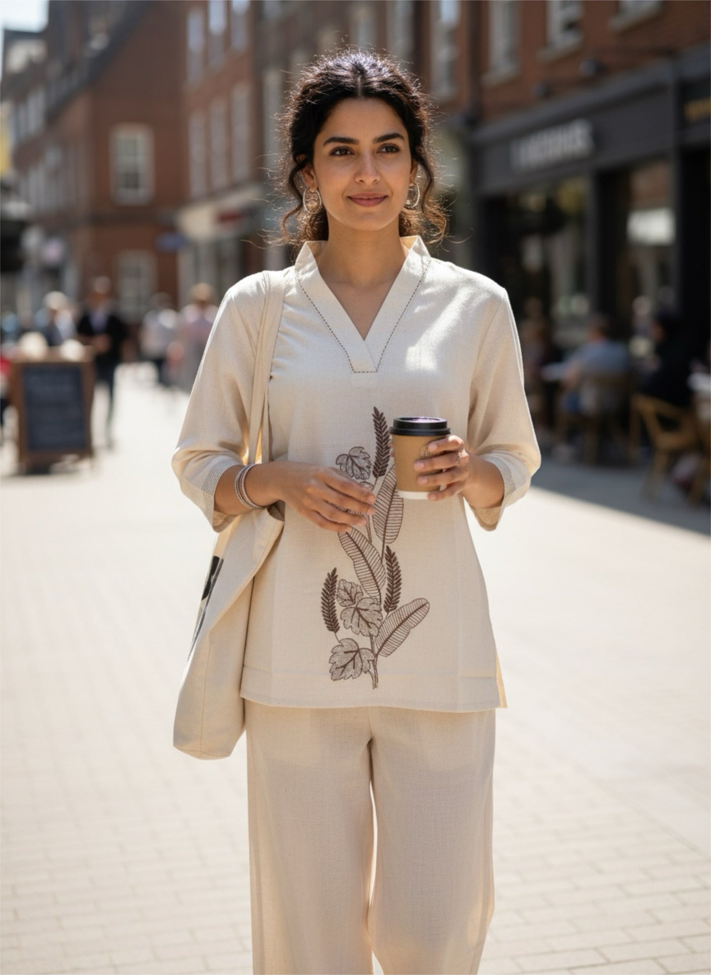 Kurti - Leaf embroidery Beige